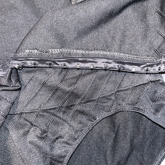 Belly Bandit Csection & Postpartum Recovery Undies - Picture 8 of 9